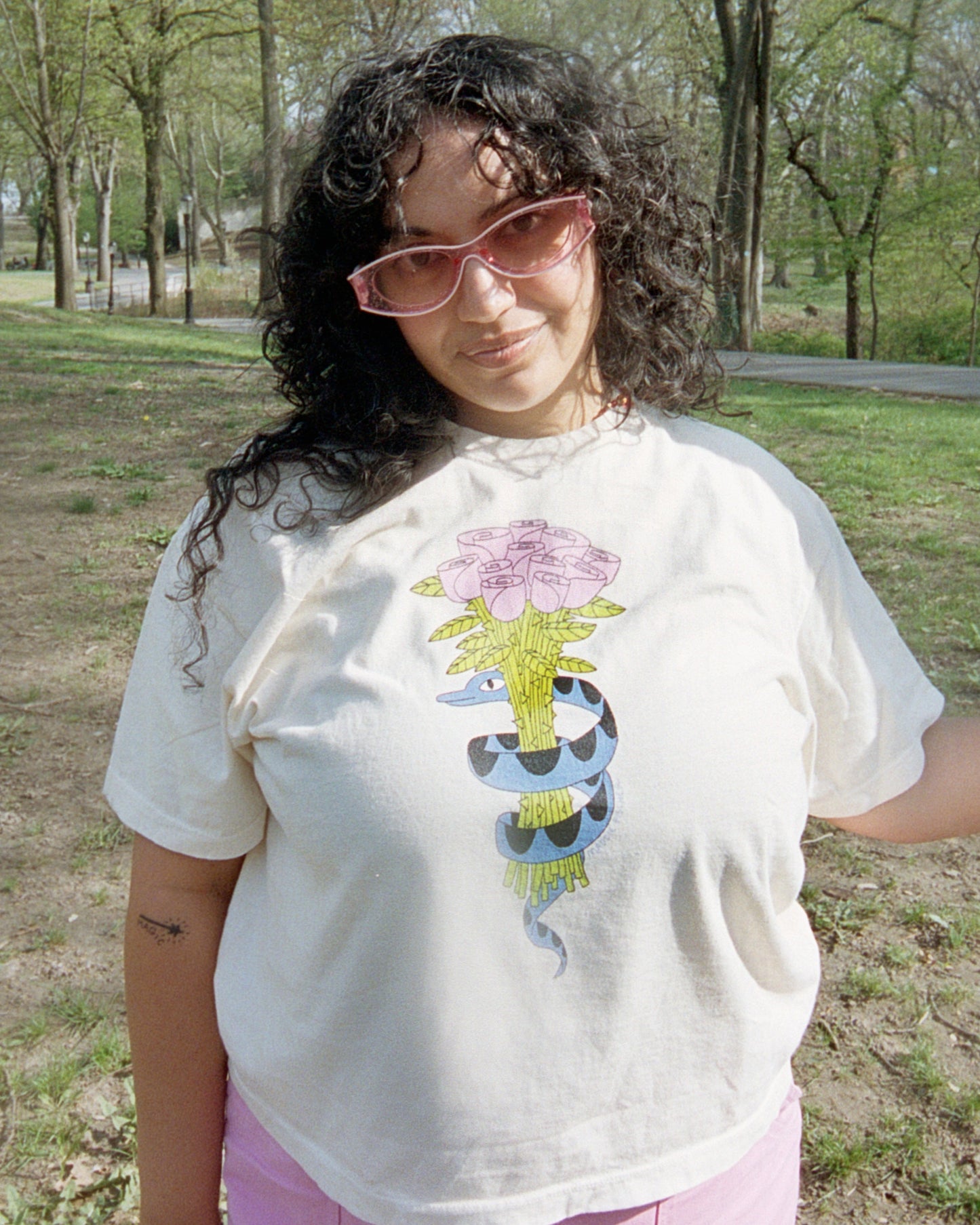 Snake Bouquet Boxy Tee in Ivory