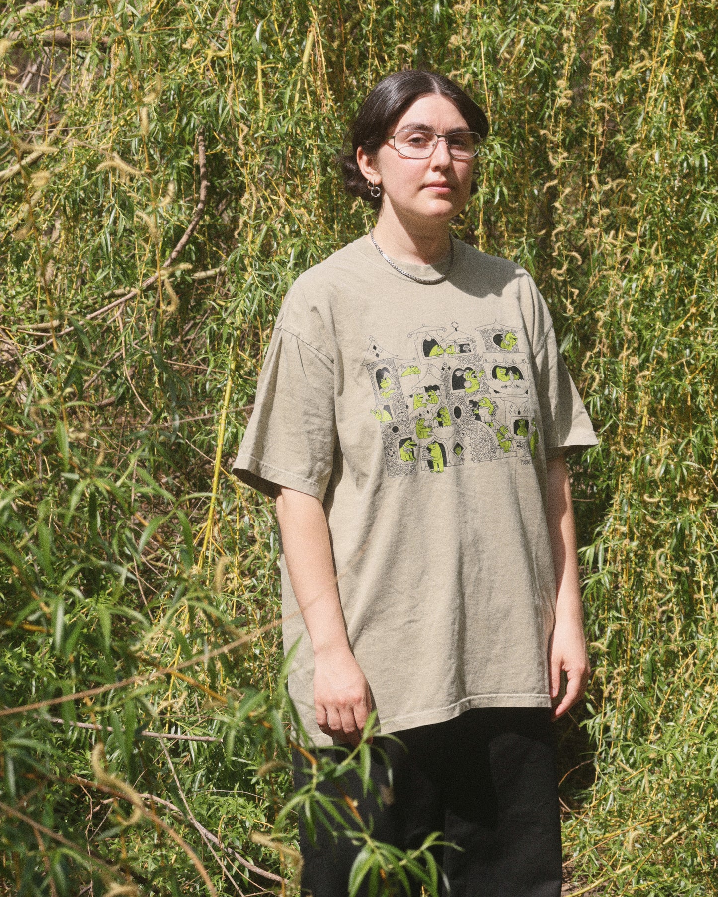 Medieval Frog Castle Shirt in Khaki