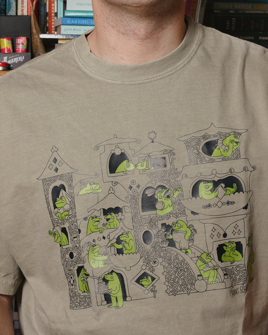 Medieval Frog Castle Shirt in Khaki