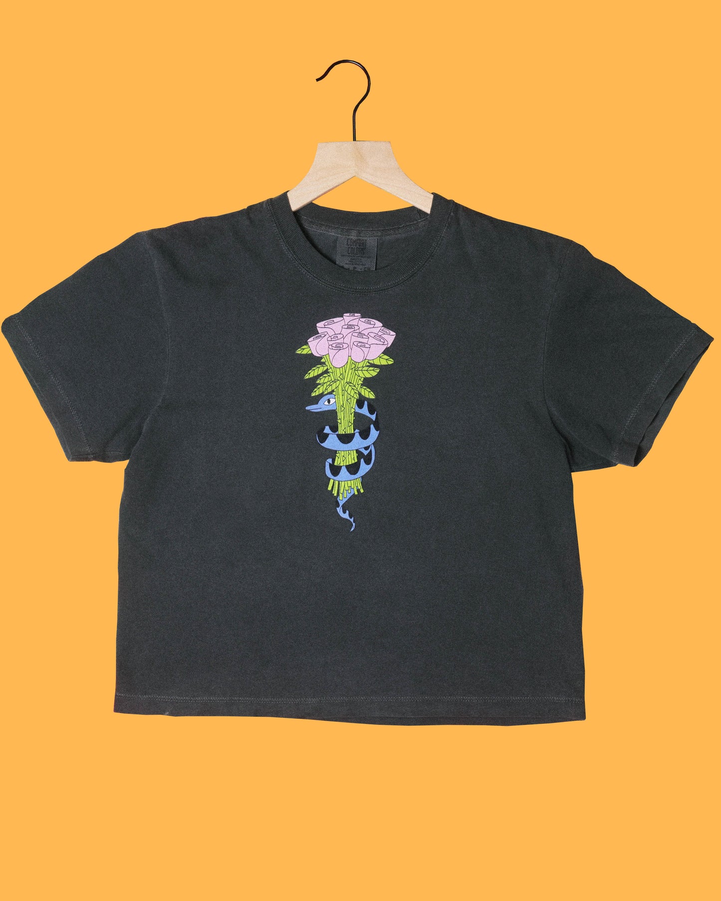 Snake Bouquet Boxy Tee in Pepper